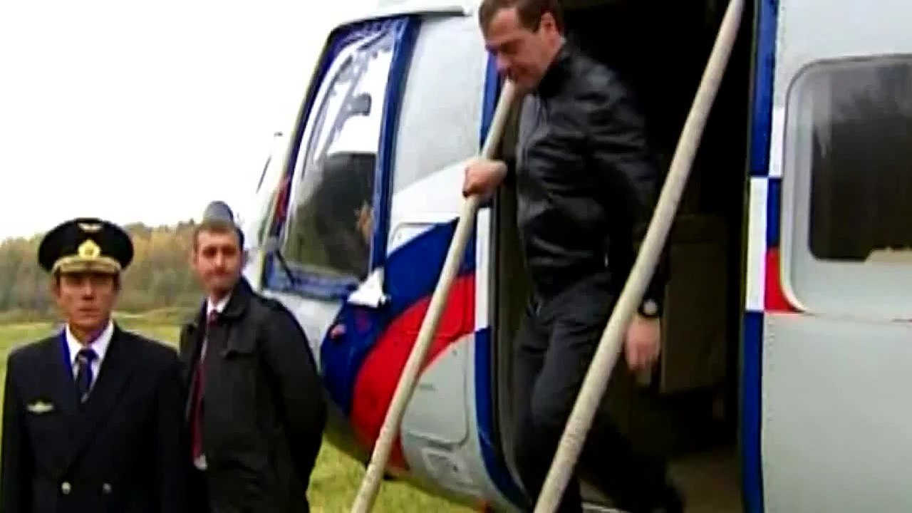 Russian Prime Minister tries out New Firearms, Sniper Rifles/Machine Guns/Pistols & More!