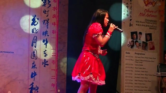 Hokkien song 夢中情 (福建歌) - 中秋综艺晚会 Mid-Autumn Festival 2012 @ 牛车水广场 Chinatown Kreta Ayer Square