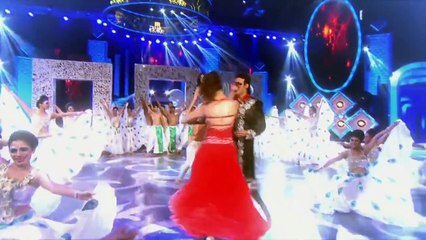 Shraddha kapoor live dance performance Aashiqui 2 romantic & double romantic STAR GUILD awards