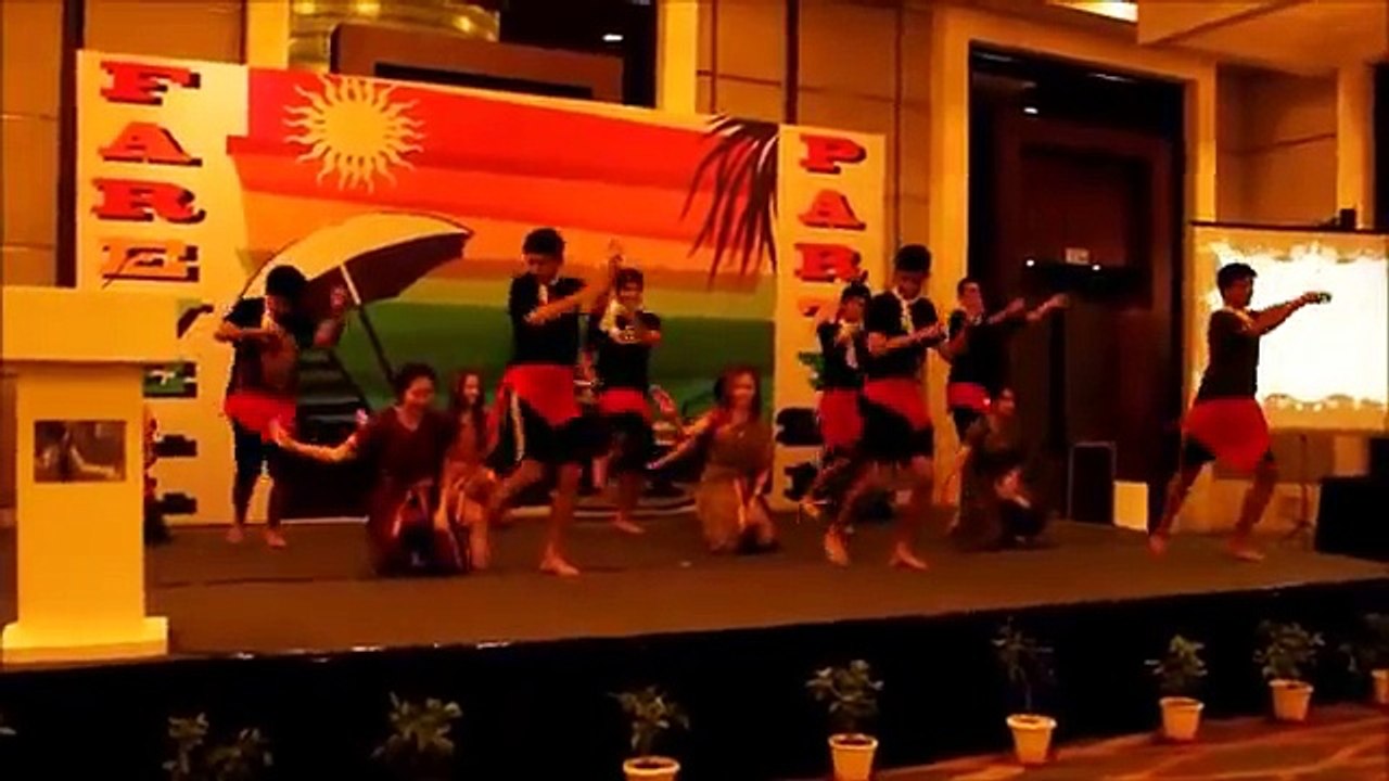 Dhagala lagli kala. Farewell Dance.