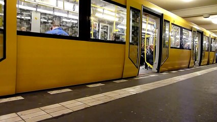 U-Bahn Berlin Bahnhof Karl-Marx-Straße U7 [HD]