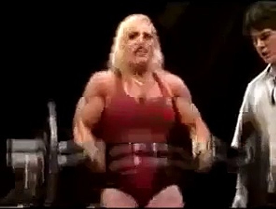 Female muscles FBB Bicep Contest Bodybuilding female female fitness models massive fbb huge fbb