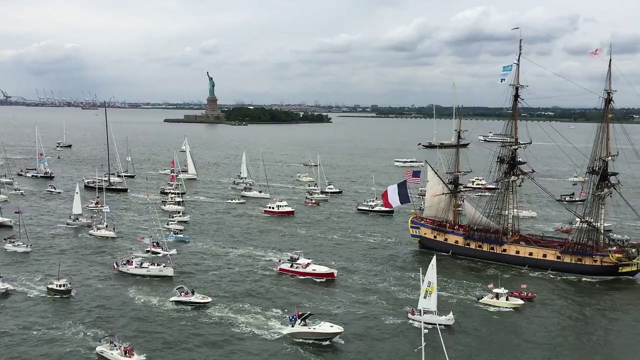 L'Hermione invitée d'honneur de la parade navale du 4 juillet à New-York (2)