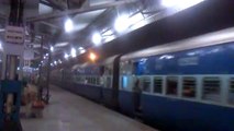 Indian Railways :13151 Kolkata Jammu Tawi express arriving at Jagadhri Behind An Alco