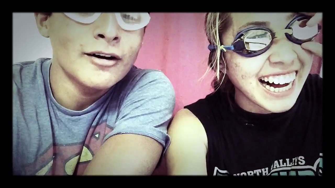 DO YOU WANNA BUILD A SNOWMAN (FAKE COVER)