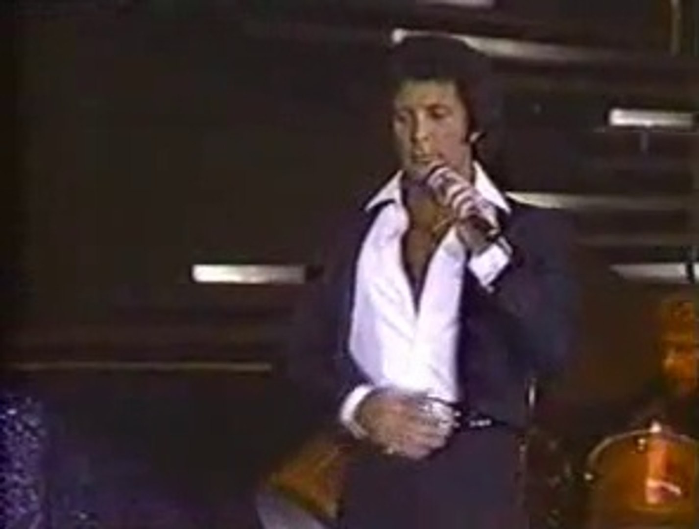 Tom Jones - LIVE in Las Vegas - 1981 (FULL Show) - video Dailymotion