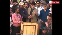 Muhammad Tahir-ul-Qadri Funny Video