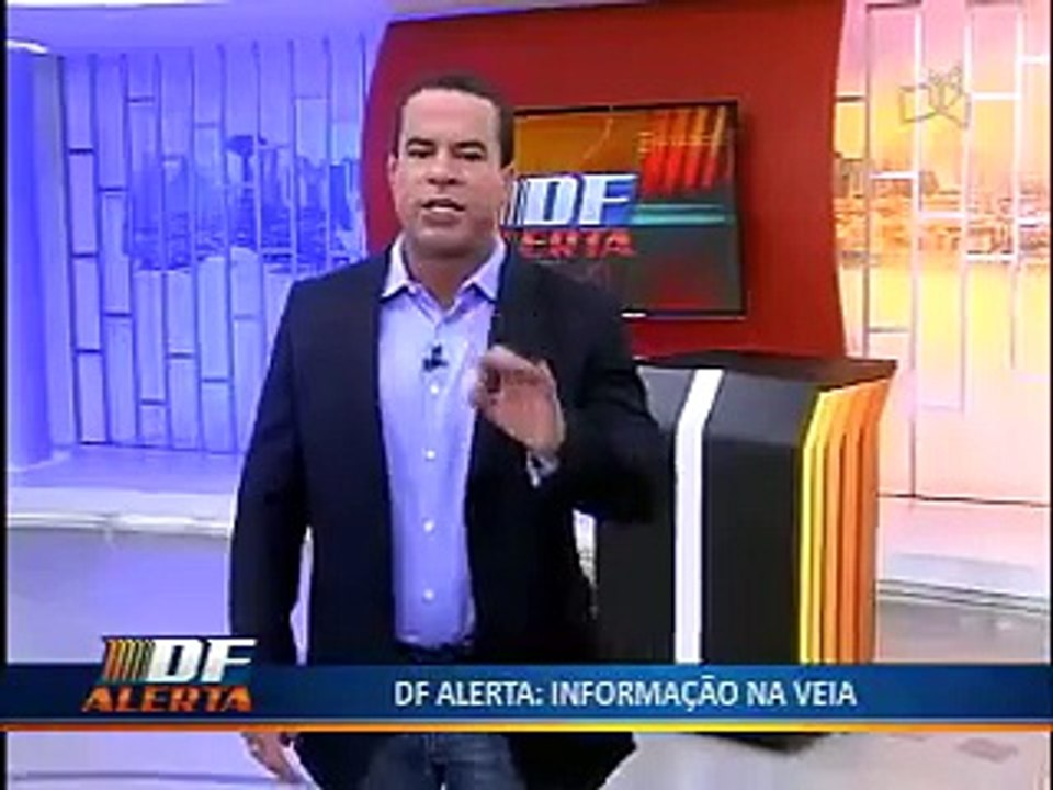 MÃE E FILHO BALEADOS
