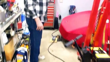 Harbor Freight Scissor Lift #91315 review wrap up.