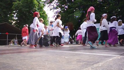 Excalibur CM1 - Spectacle école Camille 27-06-15