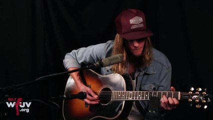 Cage the Elephant - "Shake Me Down" (Live at WFUV)