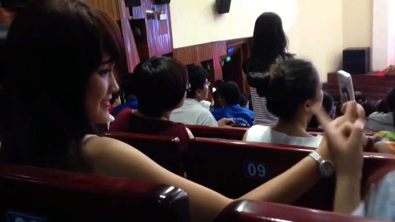 Girl xinh cute tự sướng cực đáng yêu