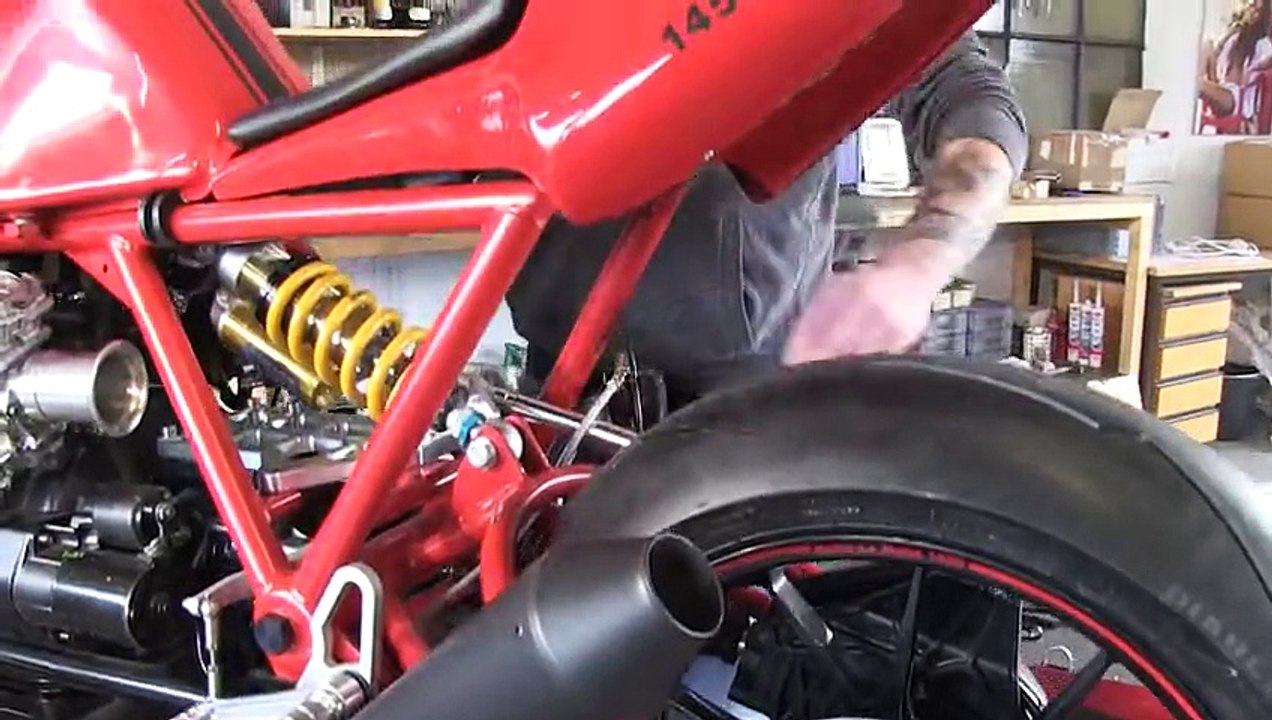 Moto Guzzi Retro LeMans by Radical Guzzi