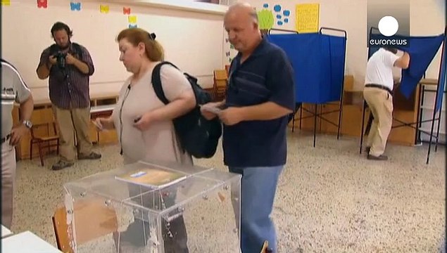 روز همه پرسی در یونان؛ شرکت سیپراس و ساماراس در رای گیری