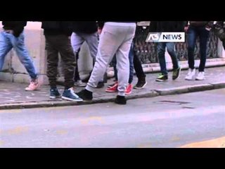 BABY GANG IN VIA ROMA, SPINELLI E INSULTI