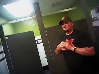 Shocking Bodycam Footage Shows Police Shoot Man Dead - Video Dailymotion