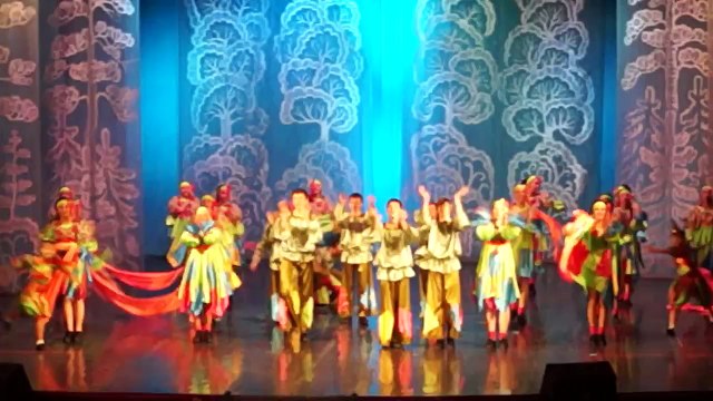 Ритм и мы танец Карнавал (группа Детки )
