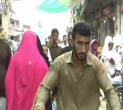 sarai alamgir arshad sina report eid ki kharidari ka silsala shoro