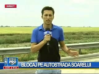 Tir rasturnat pe Autostrada Soarelui