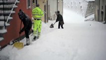 Protezione Civile Pietragalla (emergenza neve) -7 febbraio 2012-