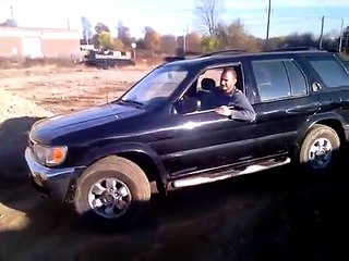 jeep and pathfinder offroad r50 1998