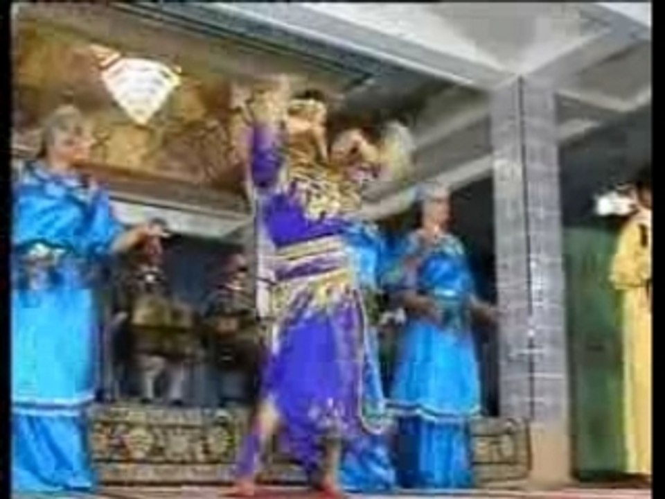 tachinouite en danse