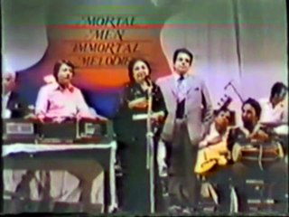 Noor Jahan in India.. Introduction by Dilip Kumar. She sings Mujhse Pahli se Mohabbat
