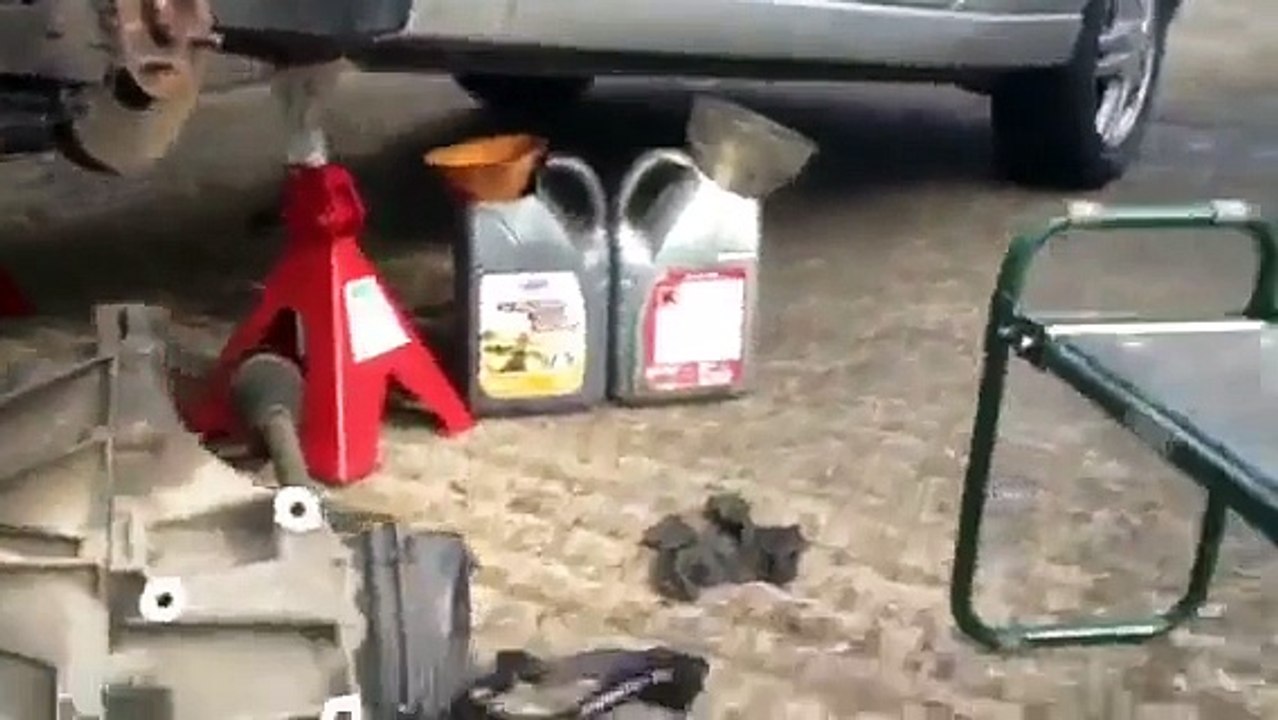 Ford focus clutch change, the easy way.