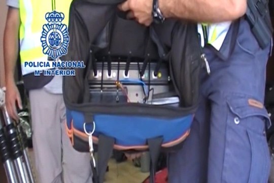 Disfrazados de técnicos de telefonía para robar