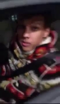 Stromae reste humble face à un gars débile qui l'agresse