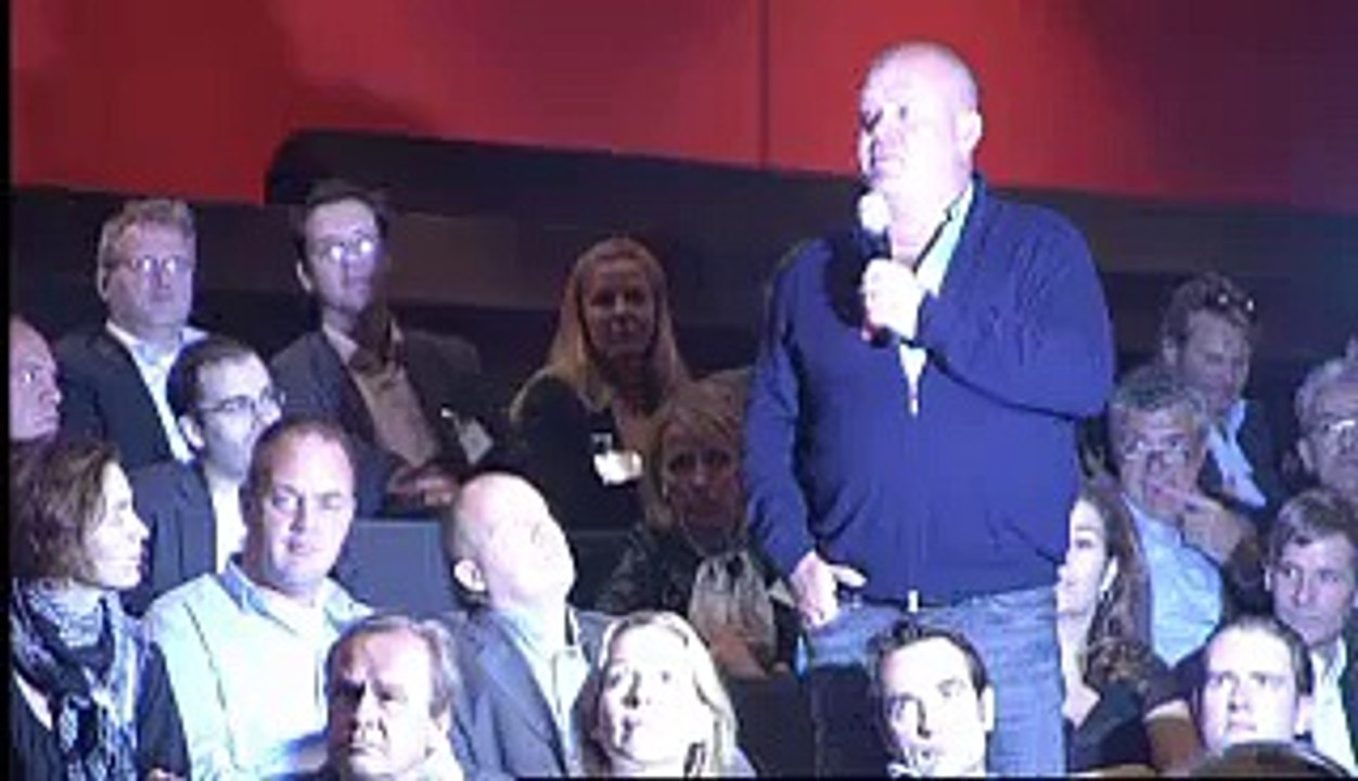 Paul de Leeuw over zijn salaris op het Omroepcongres