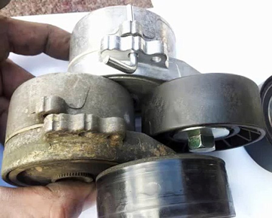 tuto 306 HDI courroie accessoire+galets, avec clim