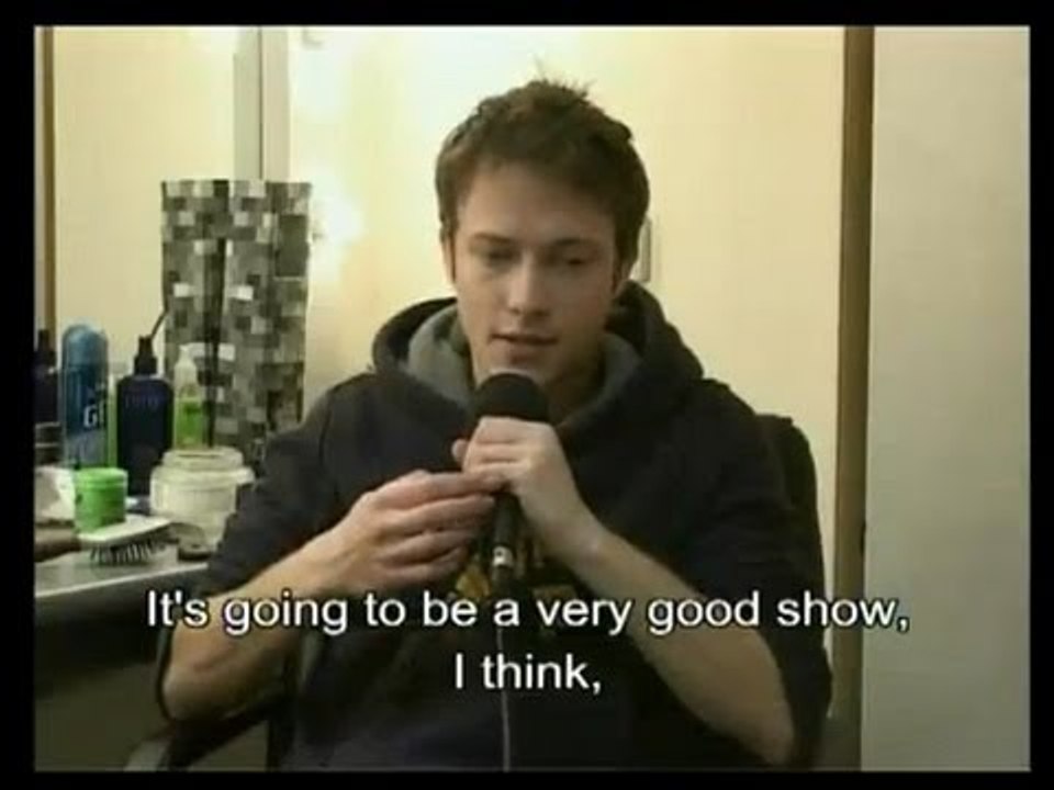 Behind the Scenes: Vampire hit show Split