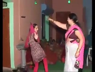 Beutifull Punjabi Song , Punjabi Kuri Dance She got Beutifull Smile