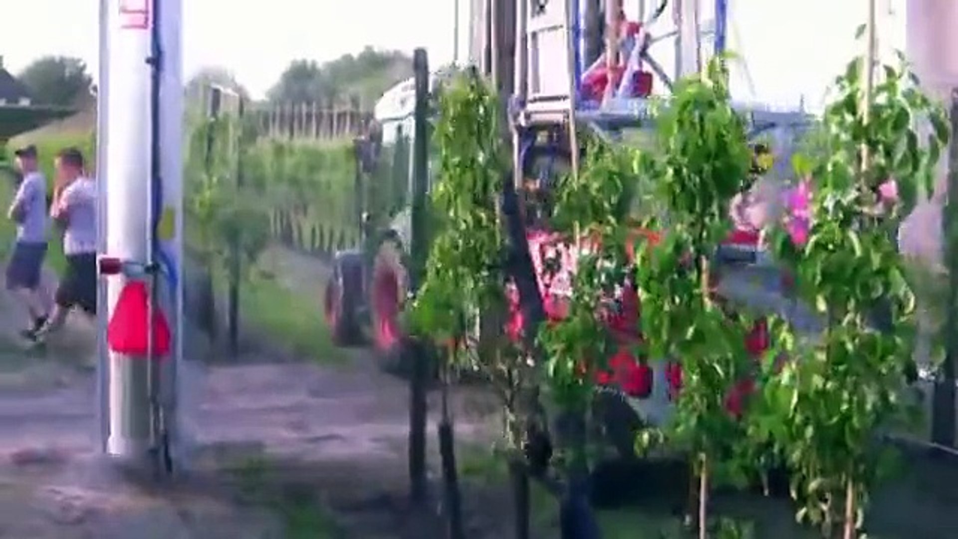 Wanner Spuit Schone Maas Mp4 Video Dailymotion