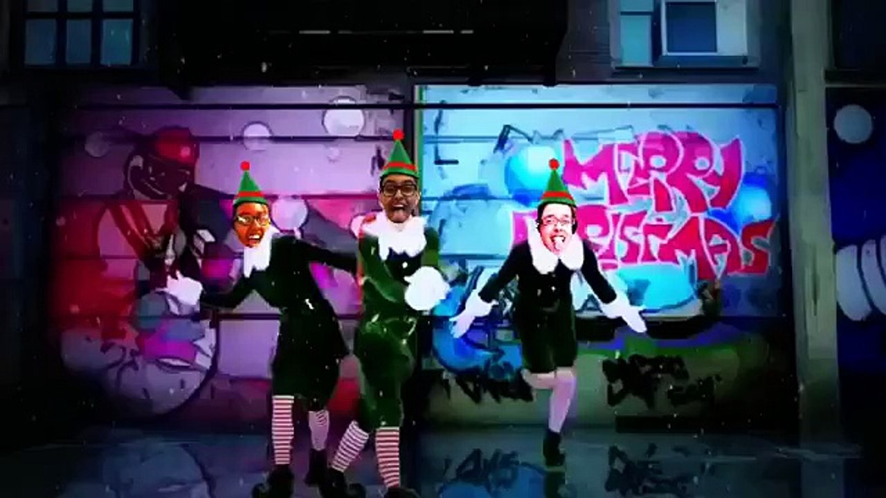 Funny Christmas dance! With friends! =D