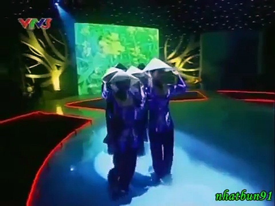 [Live] Quê Nhà - Tùng Dương