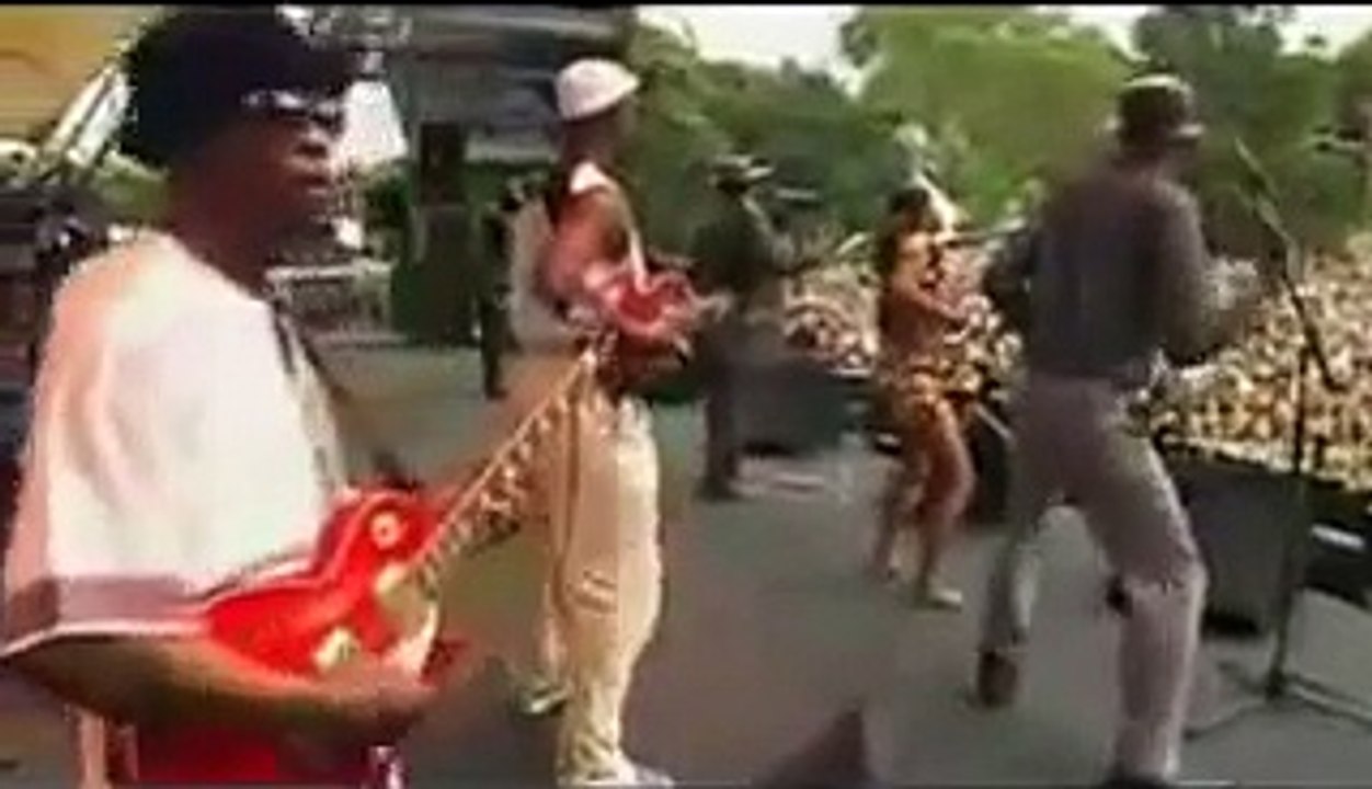 Kanda Bongo Man - Live in Australia