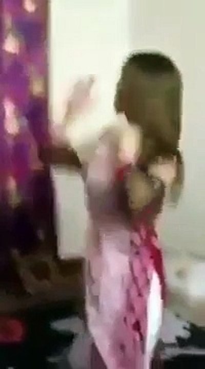 Hot Sexy Naked Pakistani Private Mujra 2014
