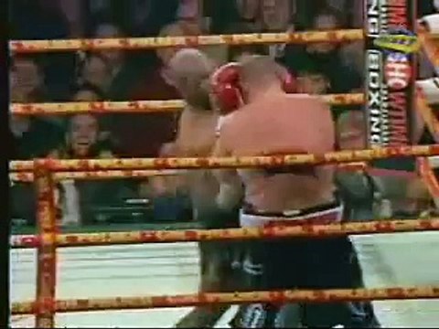 Mike Tyson vs Brian Nielsen (13/10/2001)