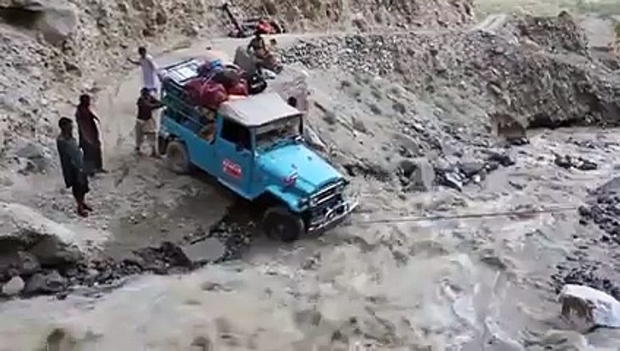 road to k2 baltistan