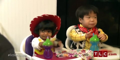 Zoey and Will Trick-or-Treat | The Little Couple  - Faster - HD