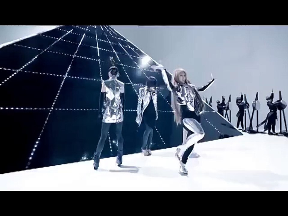 Nonono Cat covers "I am the NO NO NO" - 2NE1 Hilarious Parody