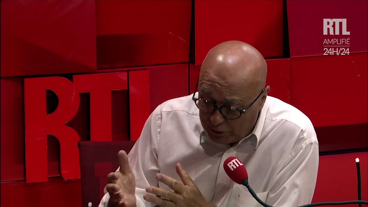 Carlos Ghosn annonce la fin des taxis avec chauffeur d'ici 20 ans