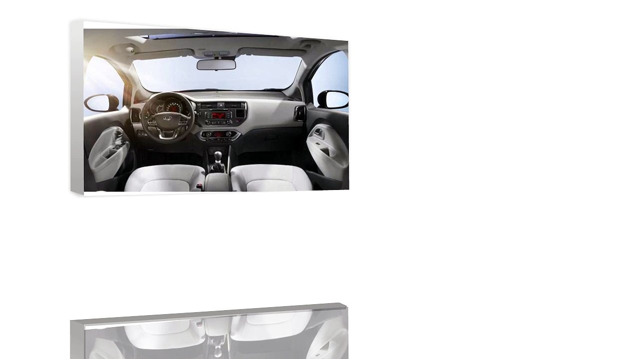 A SMART SMALL CAR KIA RIO