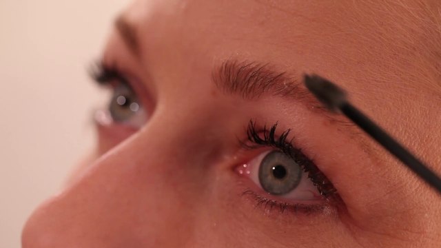 Comment rendre vos sourcils plus rock ?
