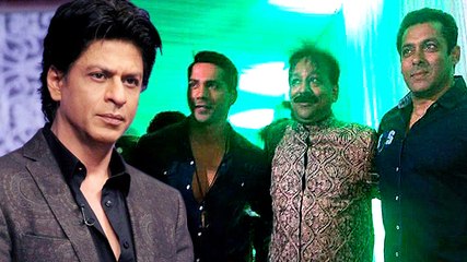 OMG!! Shahrukh Skipped Iftaar Party