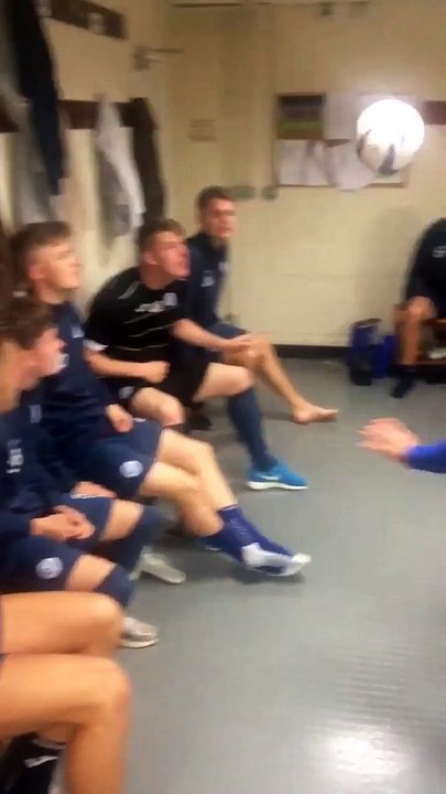 Tête, tête, tête, tête, tête...