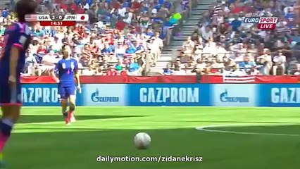L'incroyable lob de 50 mètres de Carli Loyd en finale !