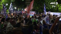 Athènes fête la victoire du non, Tsipras prêt aux négociations
